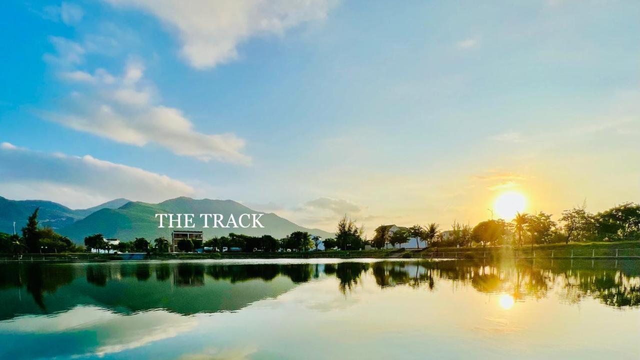 The Track Homestay - Near Bai Dai Beach Cam Lam Ngoại thất bức ảnh