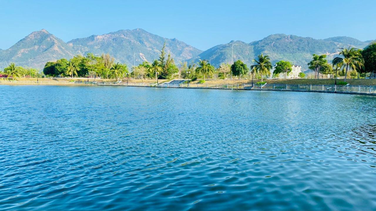 The Track Homestay - Near Bai Dai Beach Cam Lam Ngoại thất bức ảnh