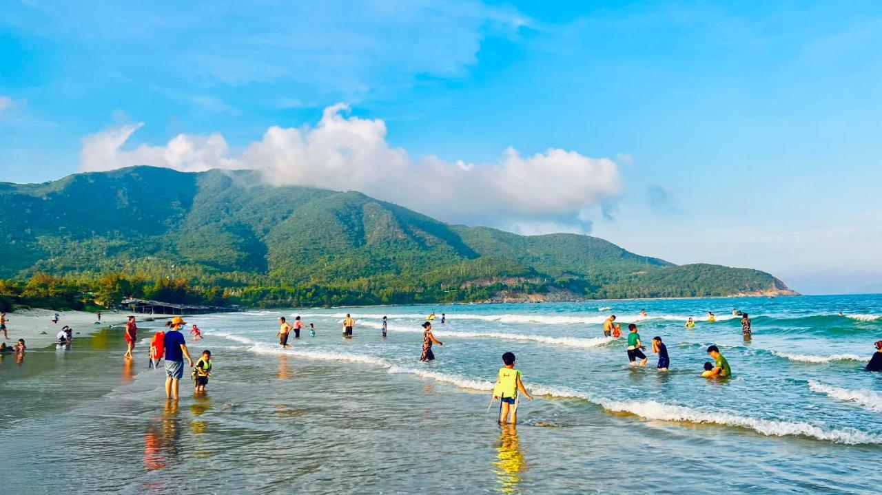 The Track Homestay - Near Bai Dai Beach Cam Lam Ngoại thất bức ảnh