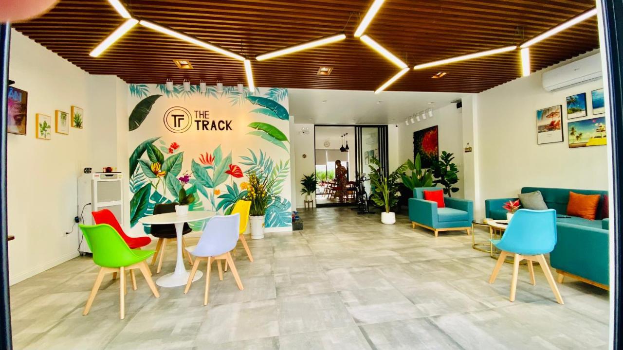 The Track Homestay - Near Bai Dai Beach Cam Lam Ngoại thất bức ảnh