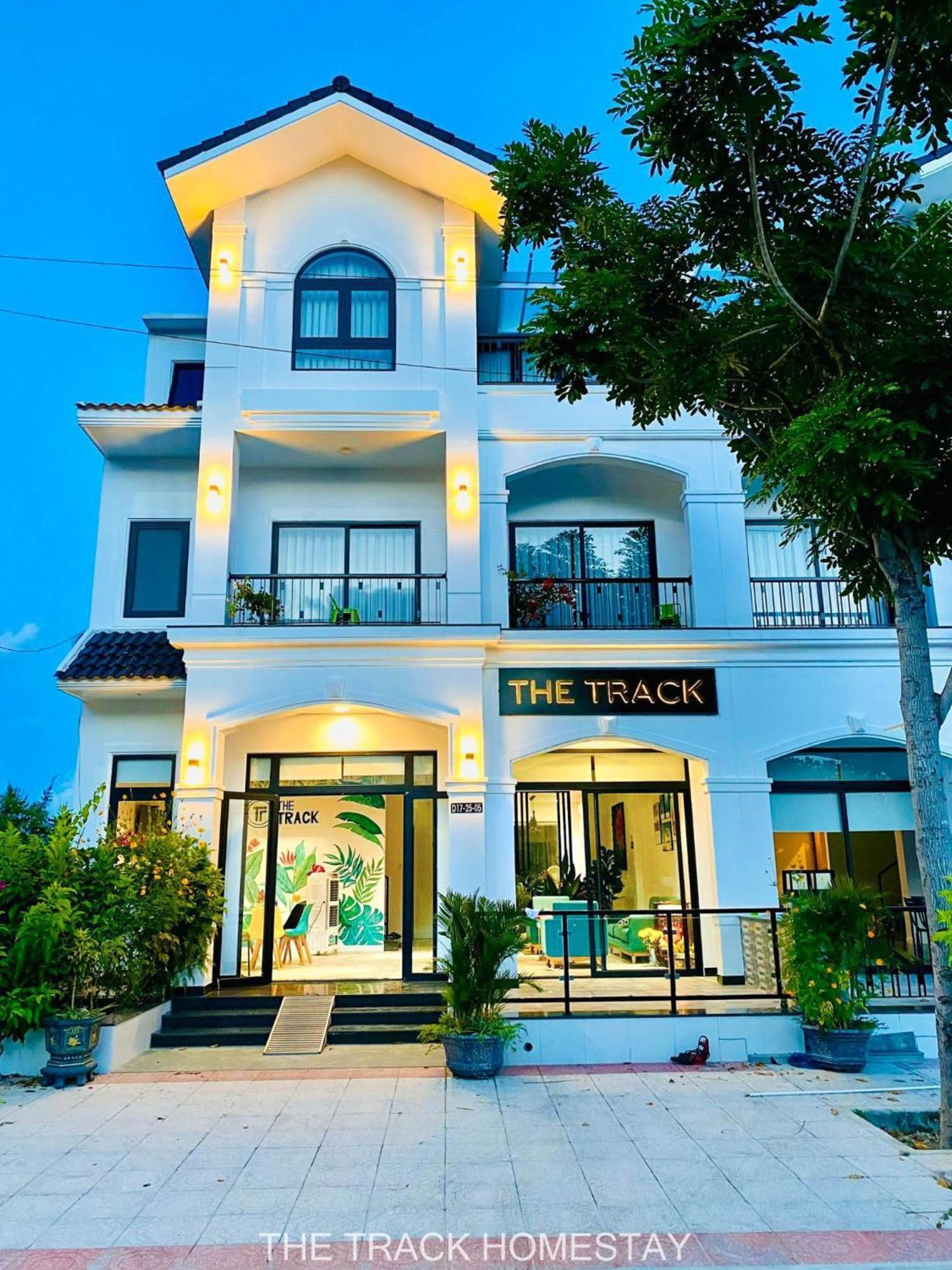 The Track Homestay - Near Bai Dai Beach Cam Lam Ngoại thất bức ảnh