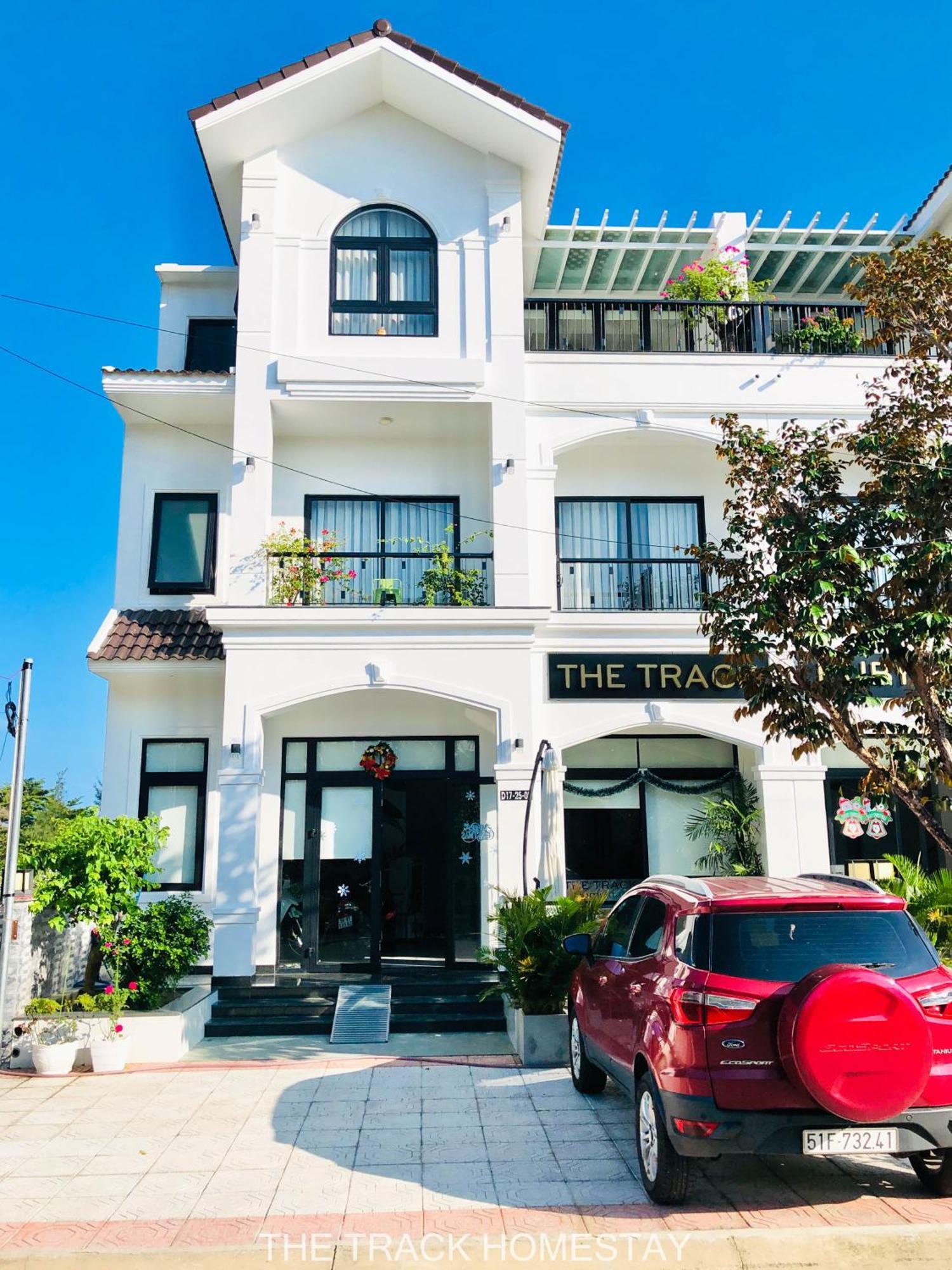 The Track Homestay - Near Bai Dai Beach Cam Lam Ngoại thất bức ảnh