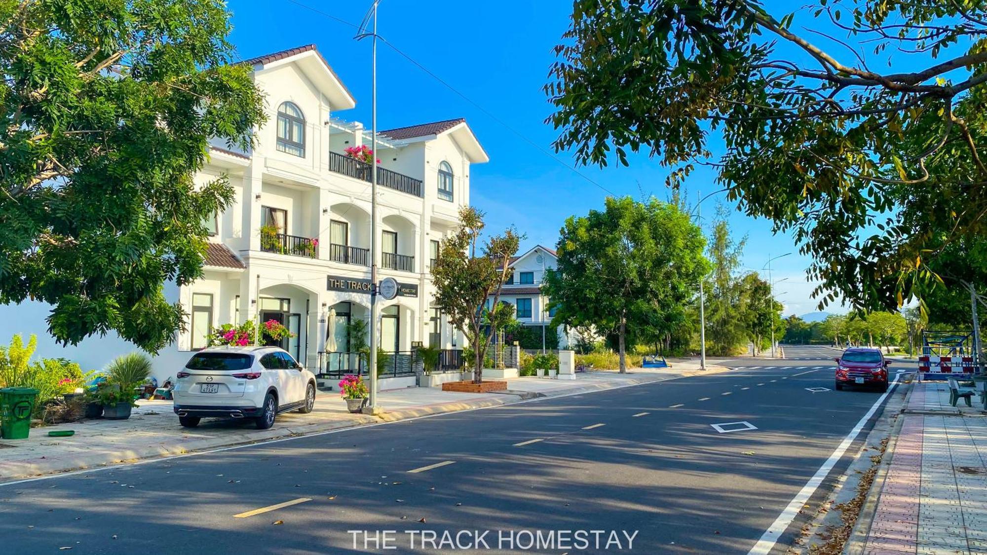 The Track Homestay - Near Bai Dai Beach Cam Lam Ngoại thất bức ảnh
